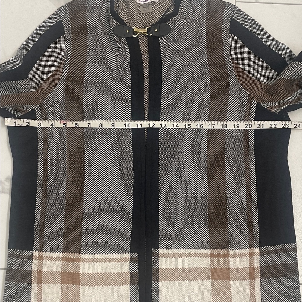 Women's Plaid Open Front Sweater Cardigan - Picture 11 of 13